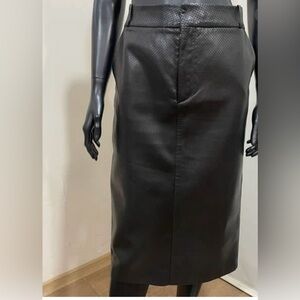 Perforated leather skirt, Tom Ford. Exelent conditions